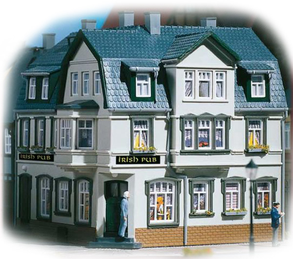 Auhagen 12255: Irish Pub corner house
