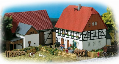 Auhagen 11350: Small farm