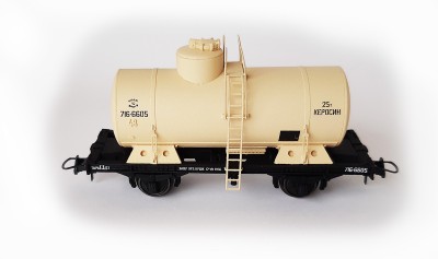 Bergs 374: Tank car 25 m3 'Kerosene'