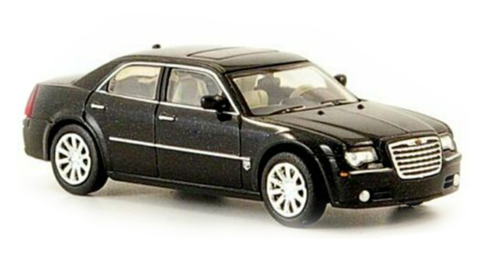 Brekina 38362: RICKO: Chrysler 300C HEMI SRT8 must