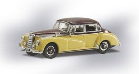 Busch 98-38877: RICKO: Mercedes 300c 2-colours