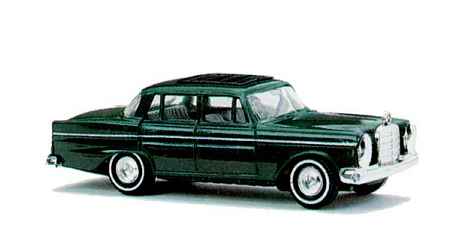 Busch 40420: Mercedes 220