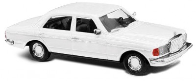 Busch 60211: Kokkupandav komplekt: Mercedes-Benz W123 Limousine