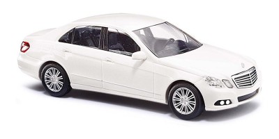 Busch 60224: Kit: Mercedes-Benz E-Klasse Limousine (W 212)