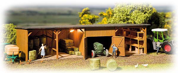 Faller 130523: Hay bale store with workshop