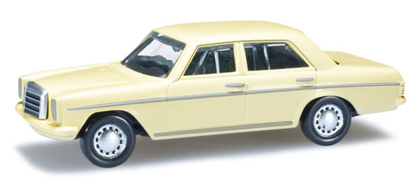 Herpa 024785b: Mercedes-Benz 240 D /8