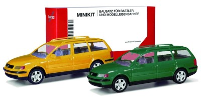 Herpa 012249-007: Volkswagen (VW) Passat Variant B5 MiniKit желтый / зеленый