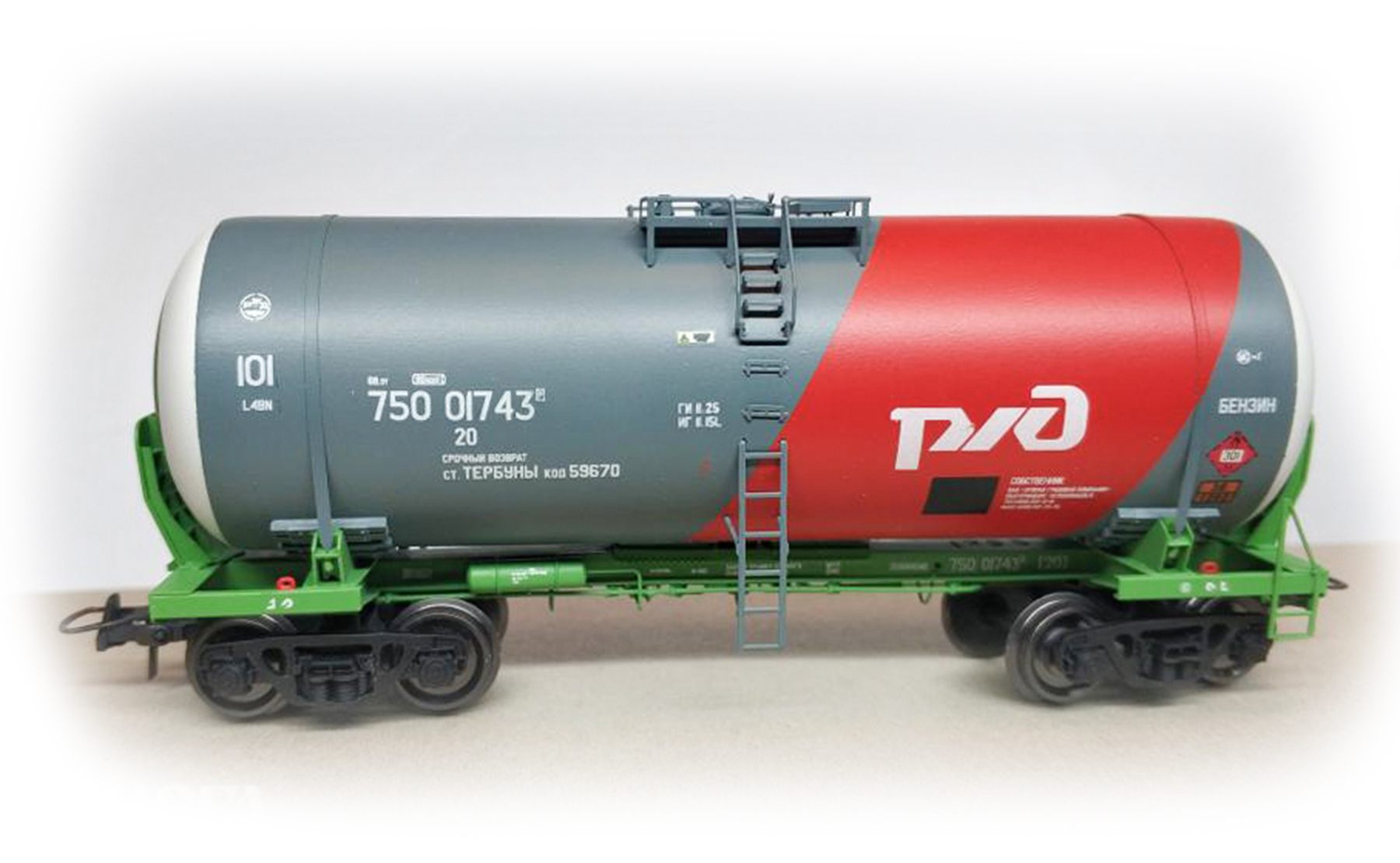 Onega 1755-0001: Tank car 15-1755 'Gasoline' RZD