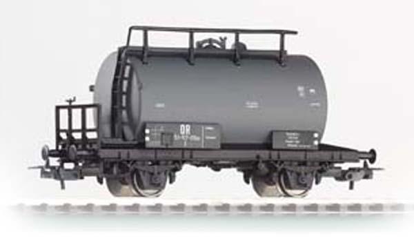 Piko 57715: Tank car