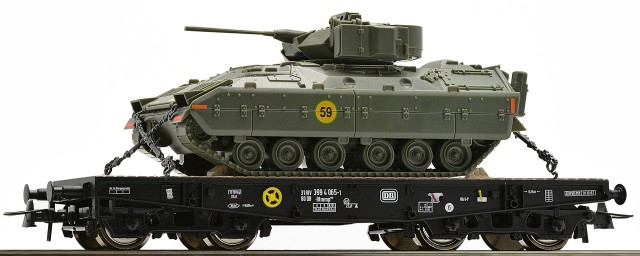 Roco 67472: Stake car with M3 Bradley