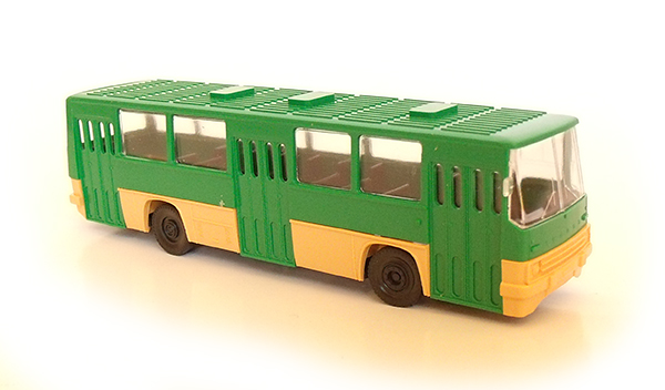 Modelltec-S.E.S 130202gb: Икарус 260 бежево-зеленый