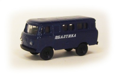 UkrAuto 240021: УАЗ 452 Балтика