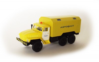 UkrAuto 300224: Ural truck with box Aeroflot