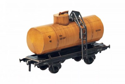 UmBum 386-01: Biaxial cistern (gas)